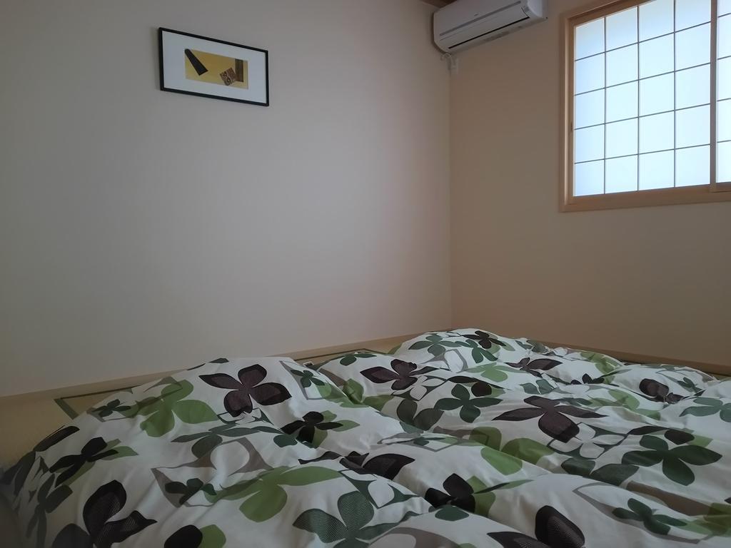 Guest House Aoi Nakamoto เกียวโต ภายนอก รูปภาพ